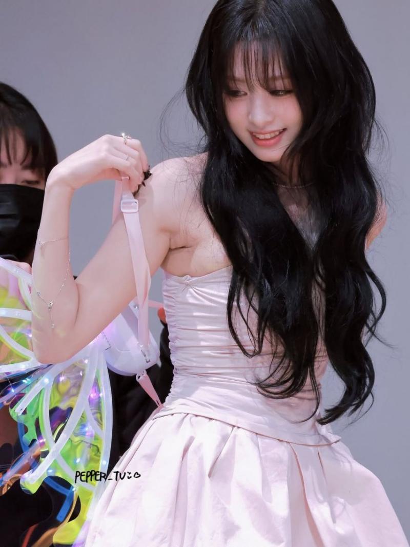 BABYMONSTER (베이비몬스터) 아현