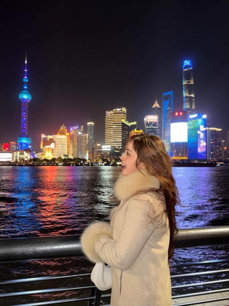 UNIS (유니스) 엘리시아