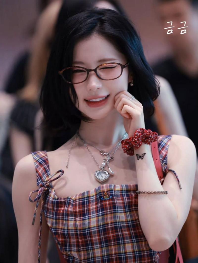 BABYMONSTER (베이비몬스터) 아사