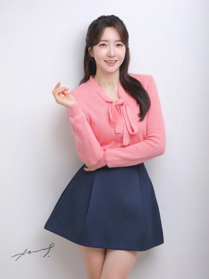 이윤정 아나운서