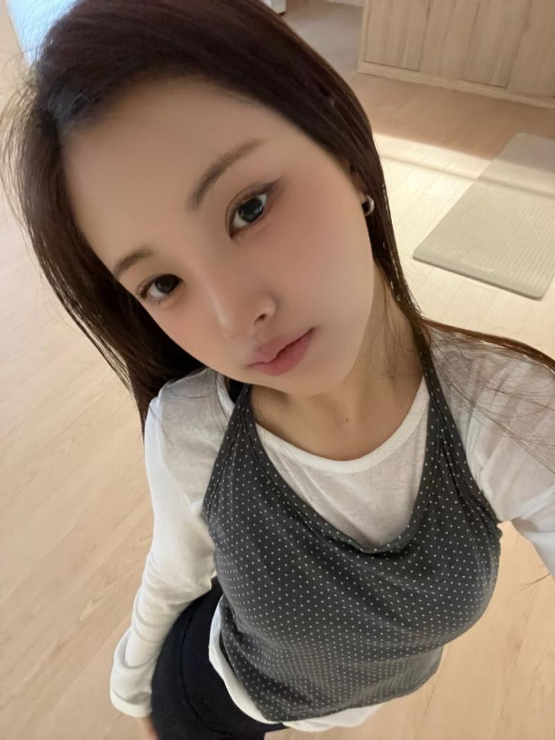 베이비돈크라이 이현