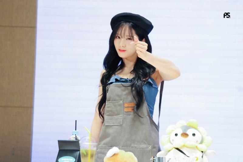 프로미스나인 박지원