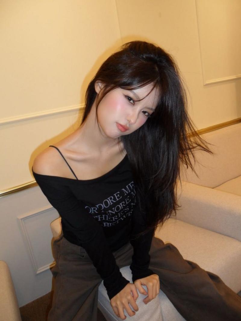 모모랜드 아인 SNS