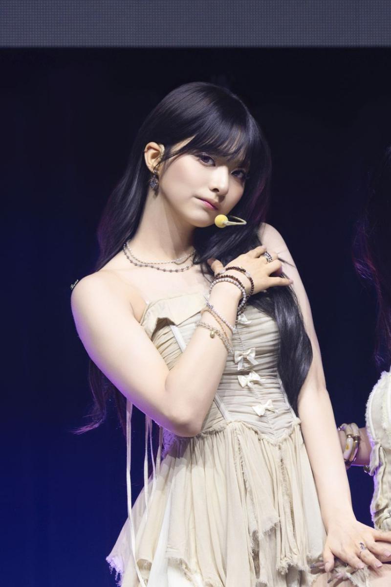 프로미스나인 이나경