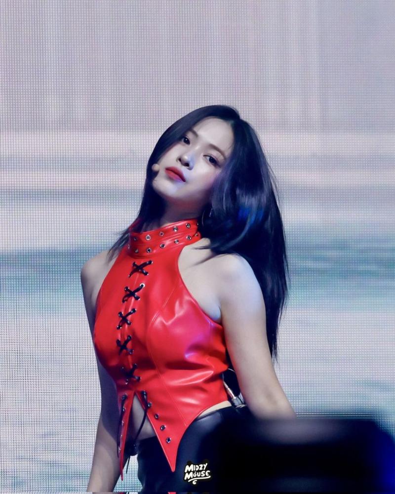 ITZY   붉은 류진