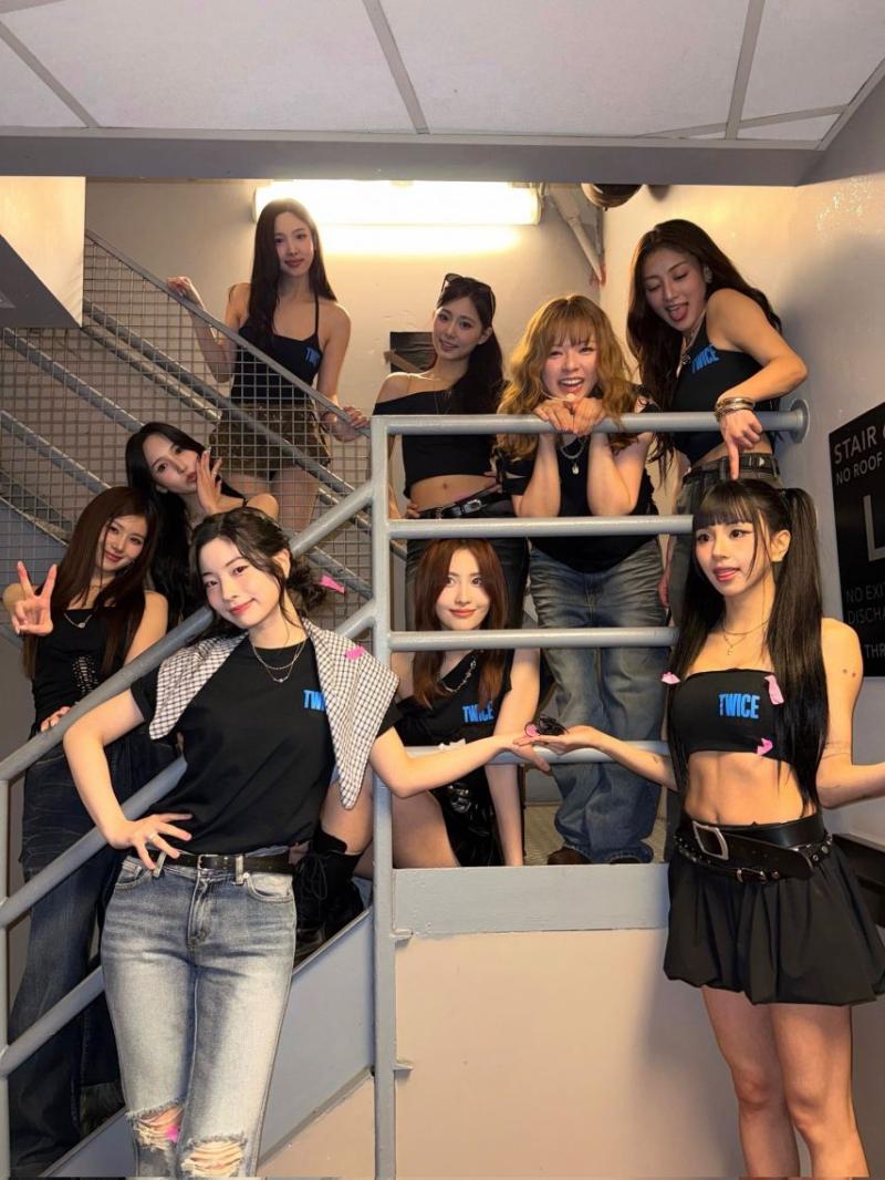 트와이스 TWICE <THIS IS FOR> WORLD TOUR IN LOS ANGELES - Day 1