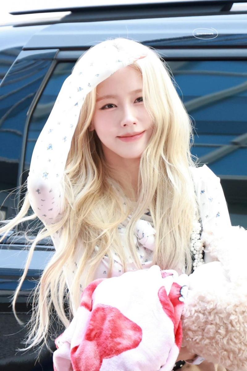 오늘자 아이들 미연 금발로 변신