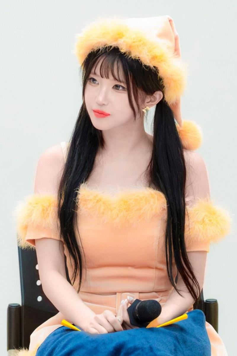 프로미스나인 송하영