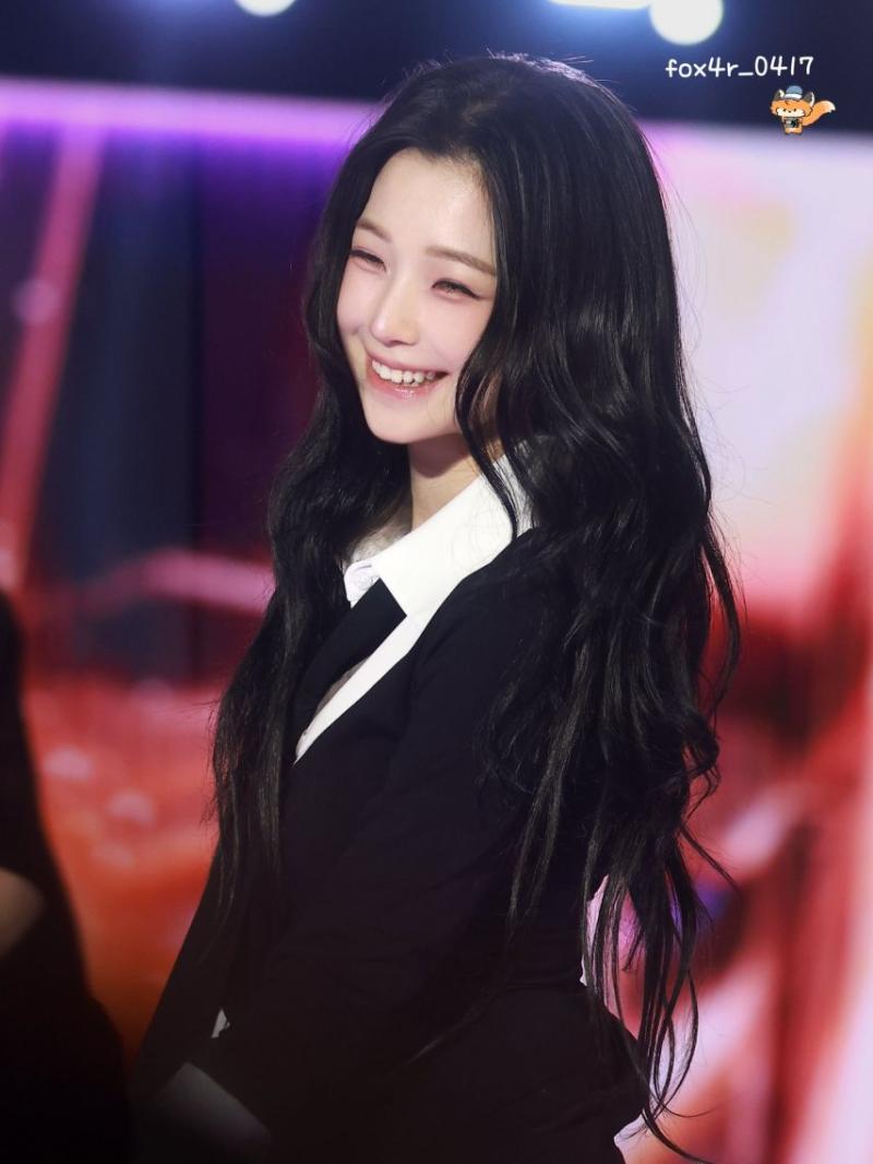 프로미스나인 백지헌