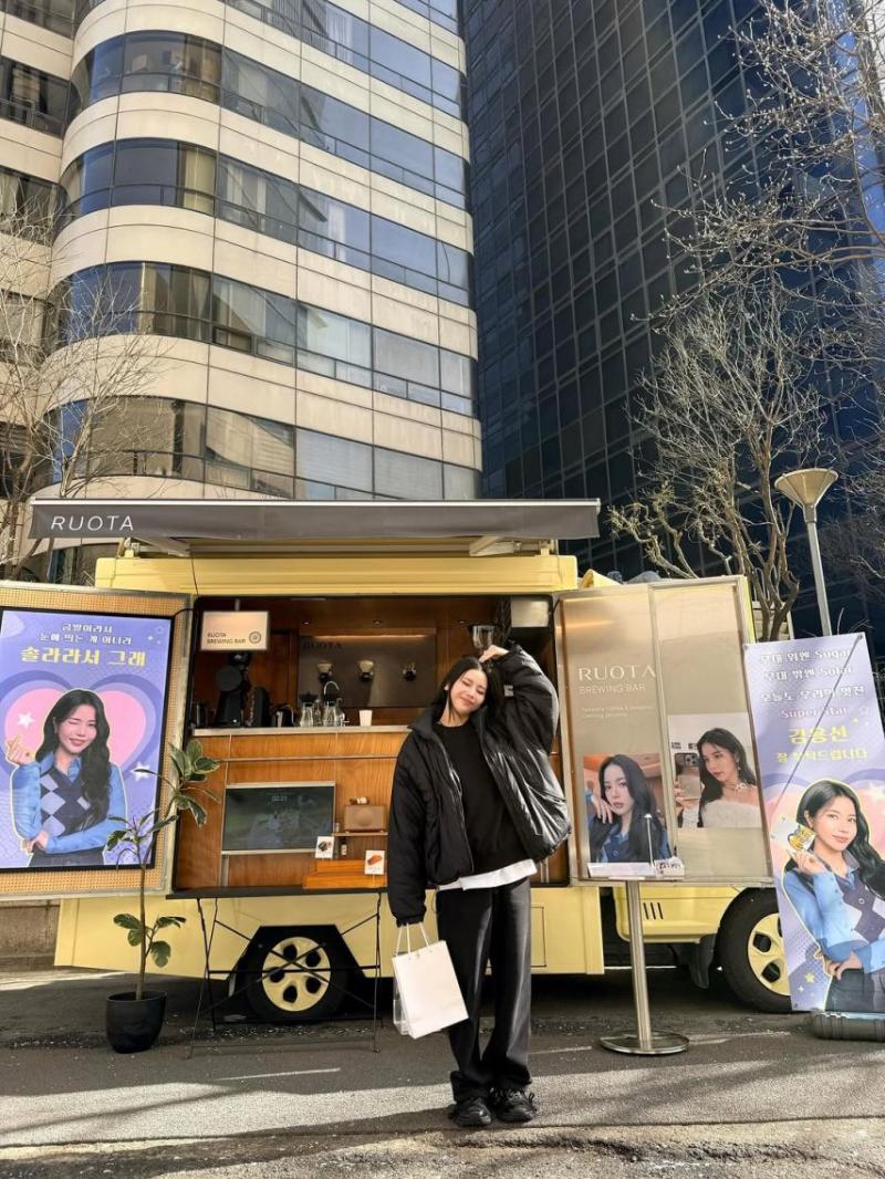 마마무 솔라 SNS