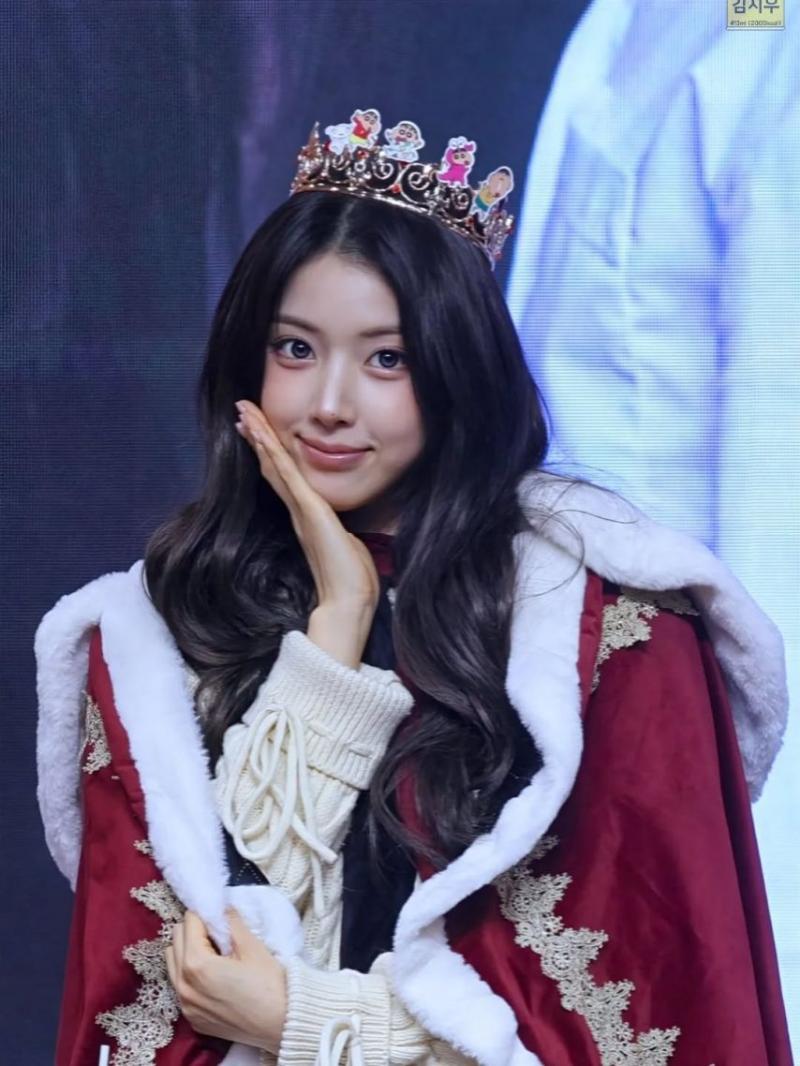 NMIXX (엔믹스) 지우