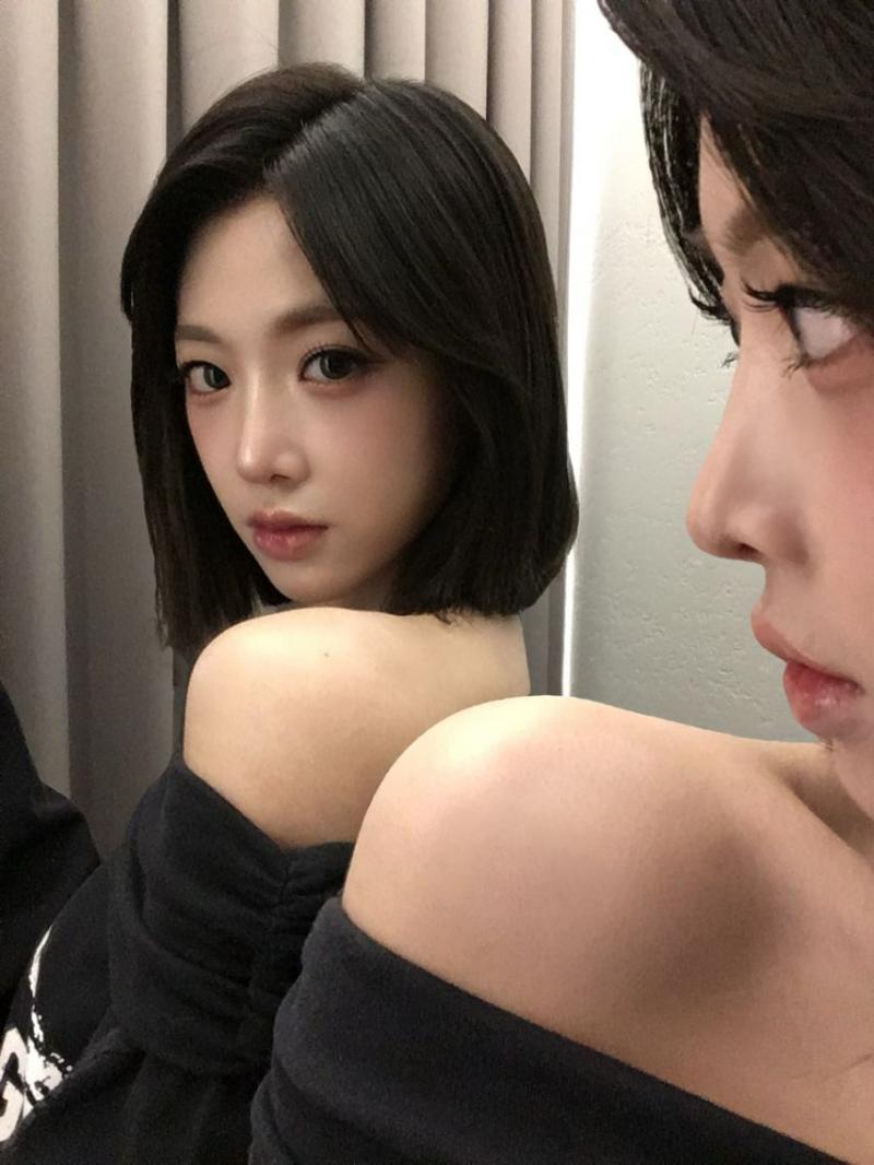 트리플에스 니엔, 채원, 소현, 지연