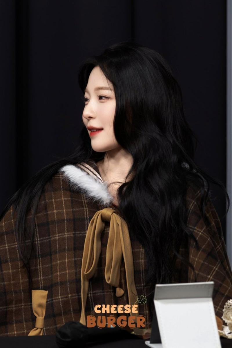 프로미스나인 백지헌