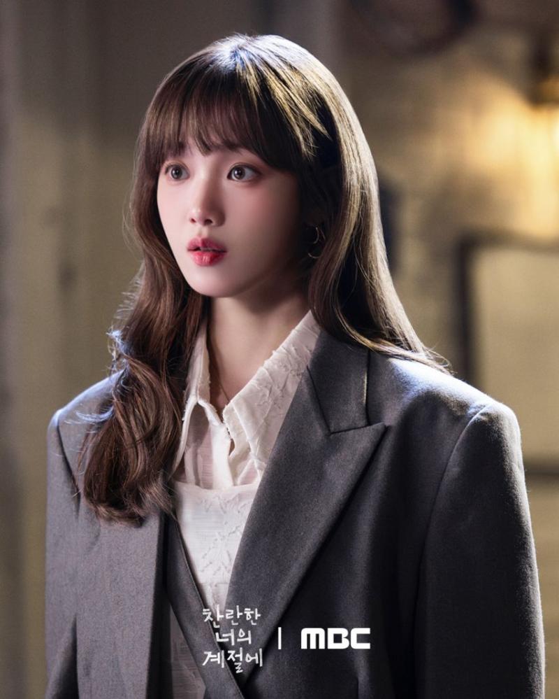 이성경 찬란한너의계절에