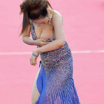 여민정 노출 노이즈마케팅 이슈