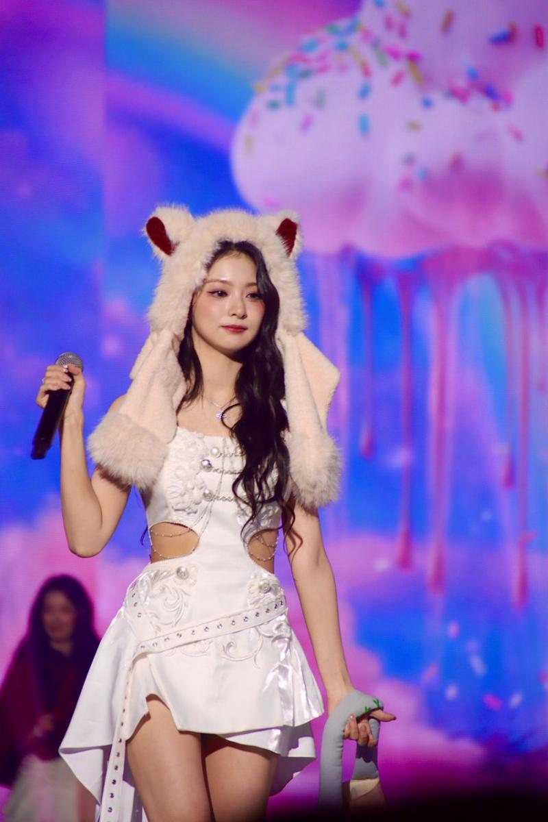 프로미스나인 이나경