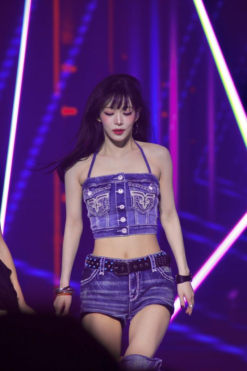 프로미스나인 이채영