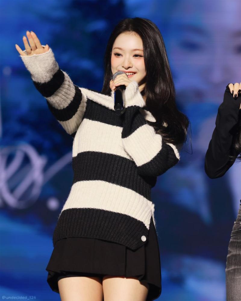 프로미스나인 이나경