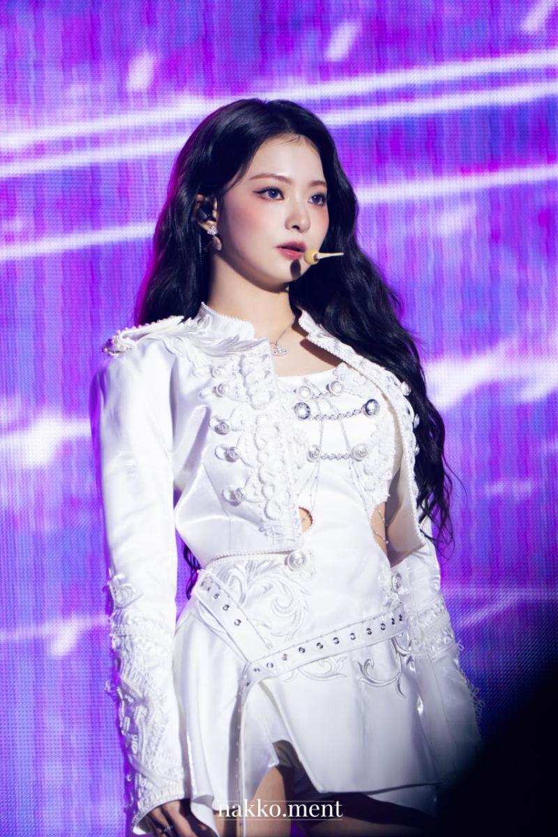 프로미스나인 이나경