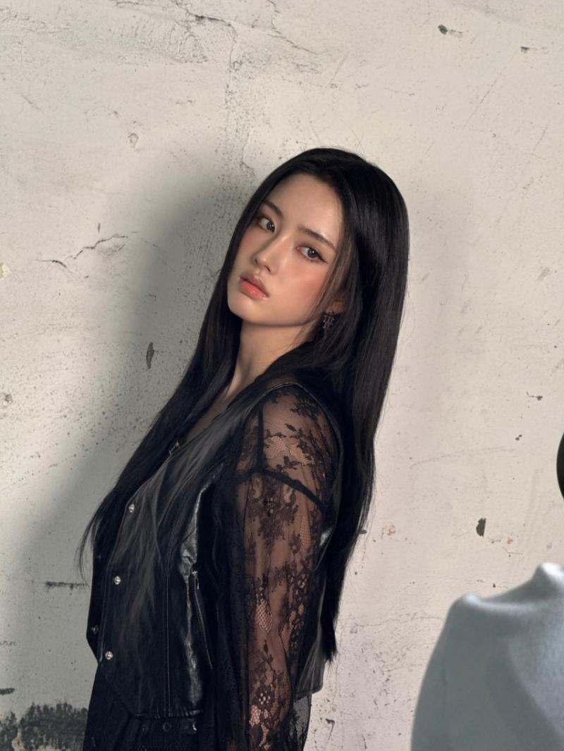 STAYC (스테이씨) 윤