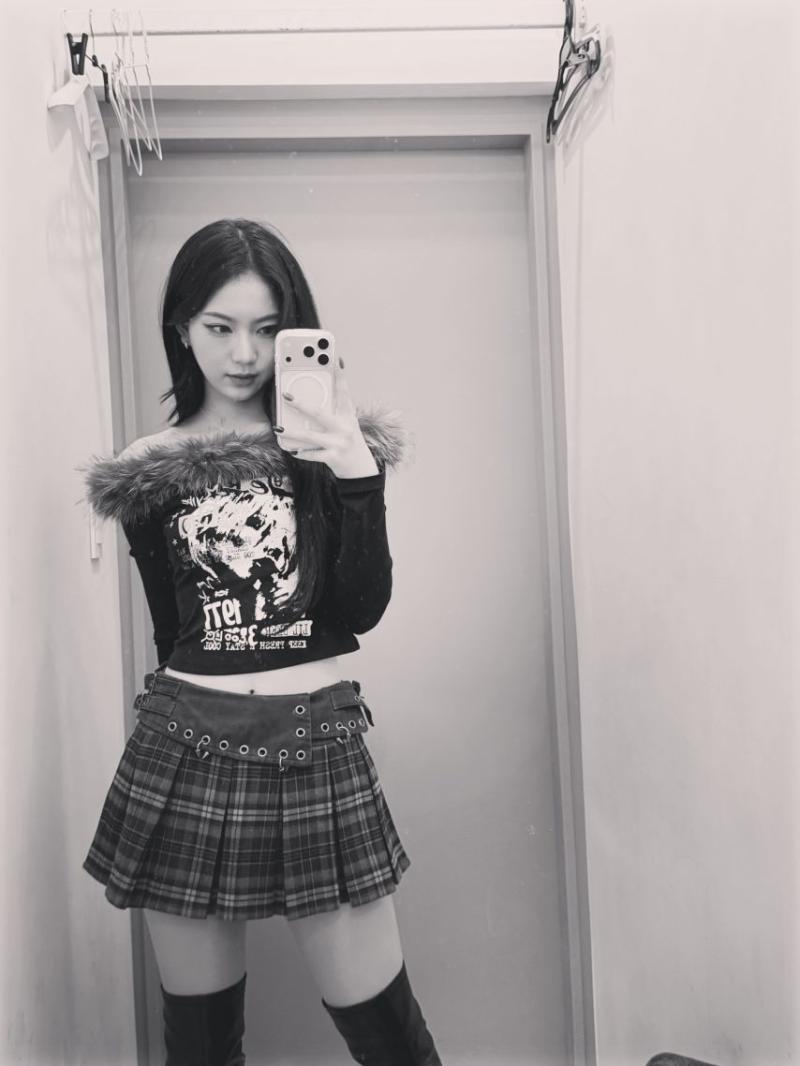 STAYC (스테이씨) 아이사