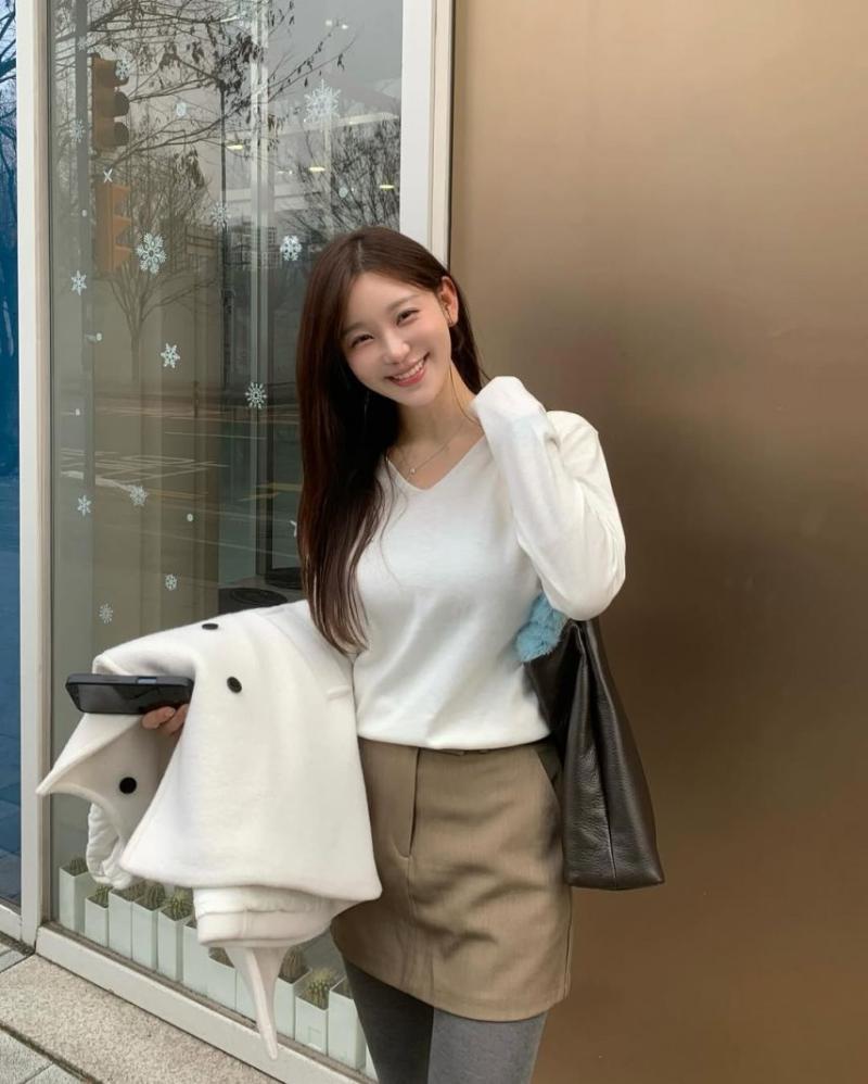 김윤희 아나운서