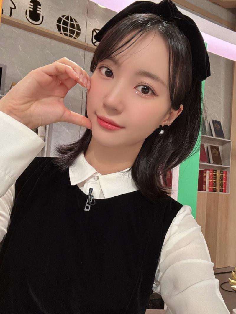 유빈/ 효정 오마이걸