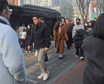 휴민트 배우들  근접짤.gif