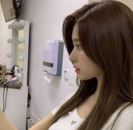 김민주 옆태 모음