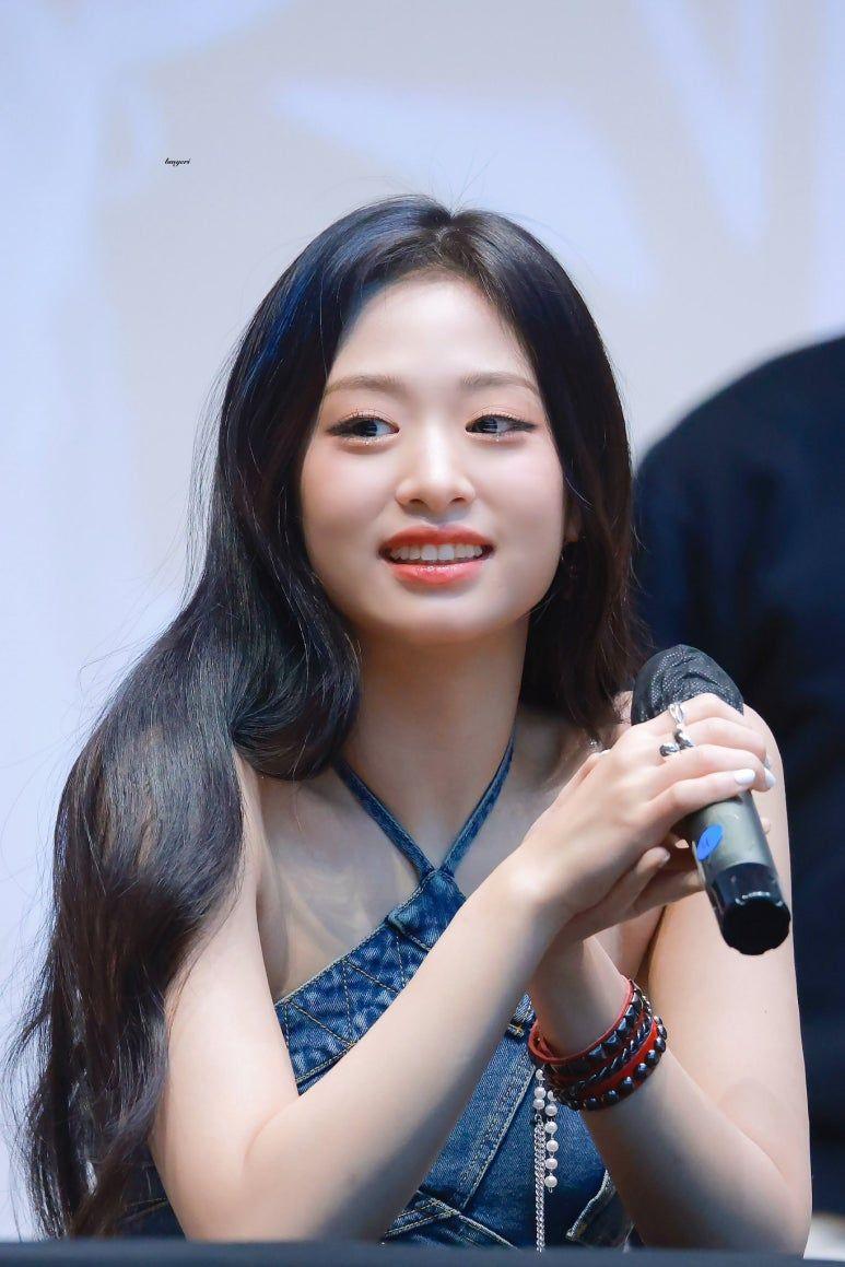 베이비몬스터 아현