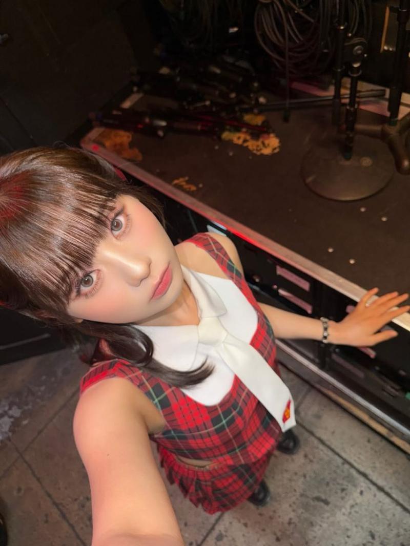 UNIS (유니스) 진현주