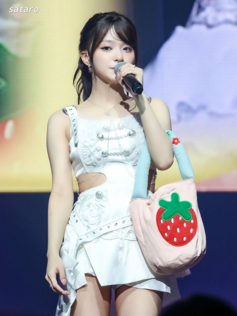 프로미스나인 (fromis_9) 이나경