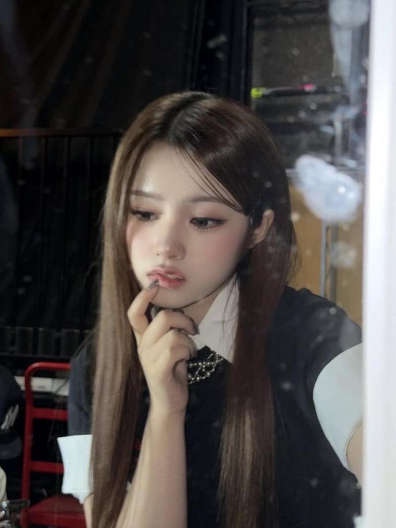 UNIS (유니스) 엘리시아