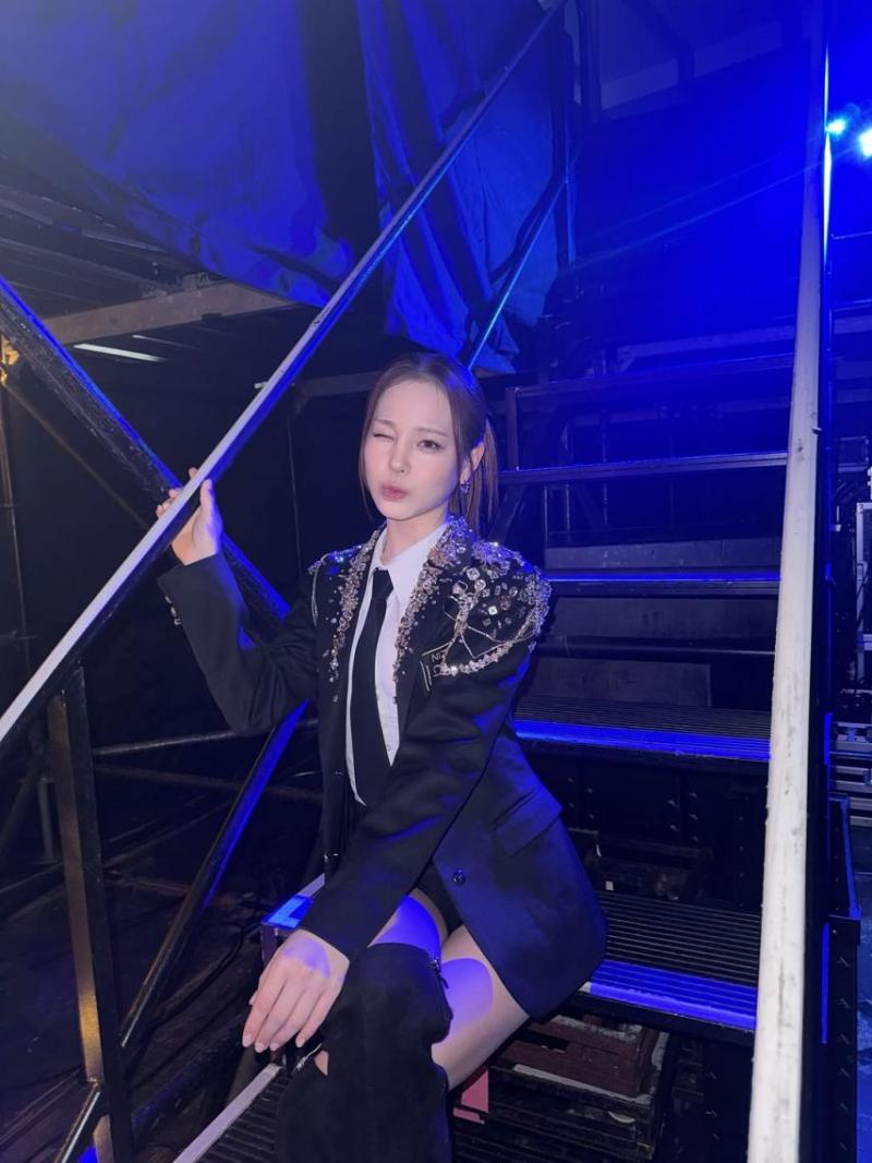 니쥬 (NiziU) 마코