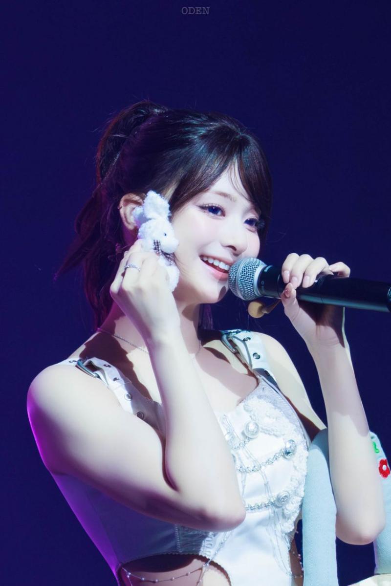 프로미스나인 이나경