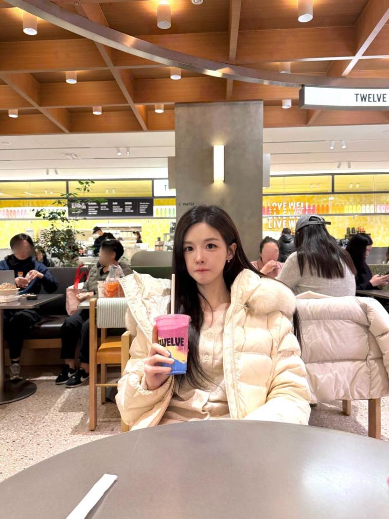 김효진 아나운서