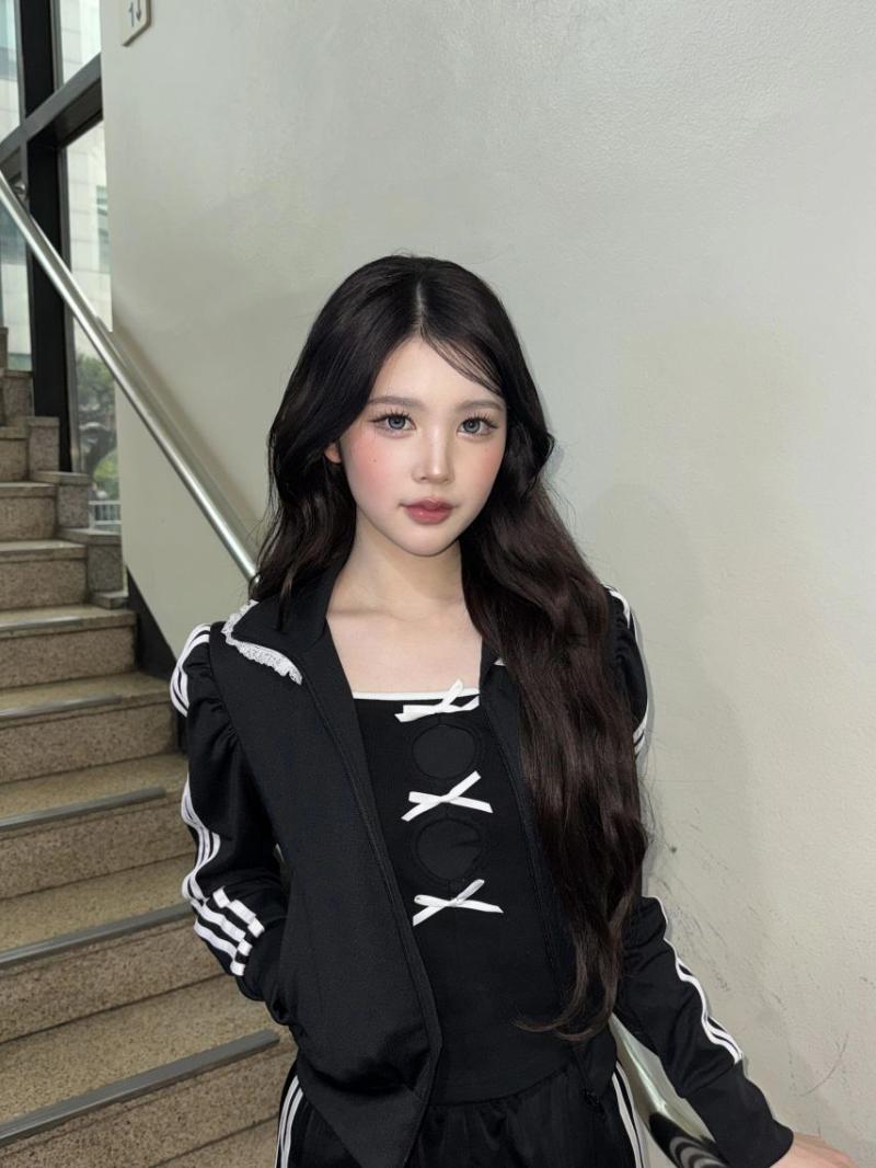 하츠투하츠 에이나