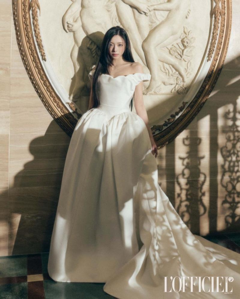 ITZY 유나 로피시엘