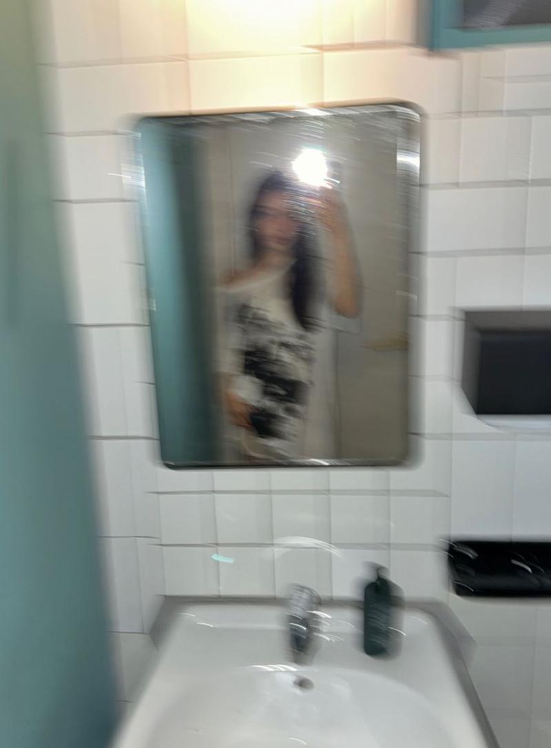 베이비돈크라이 베니, 이현