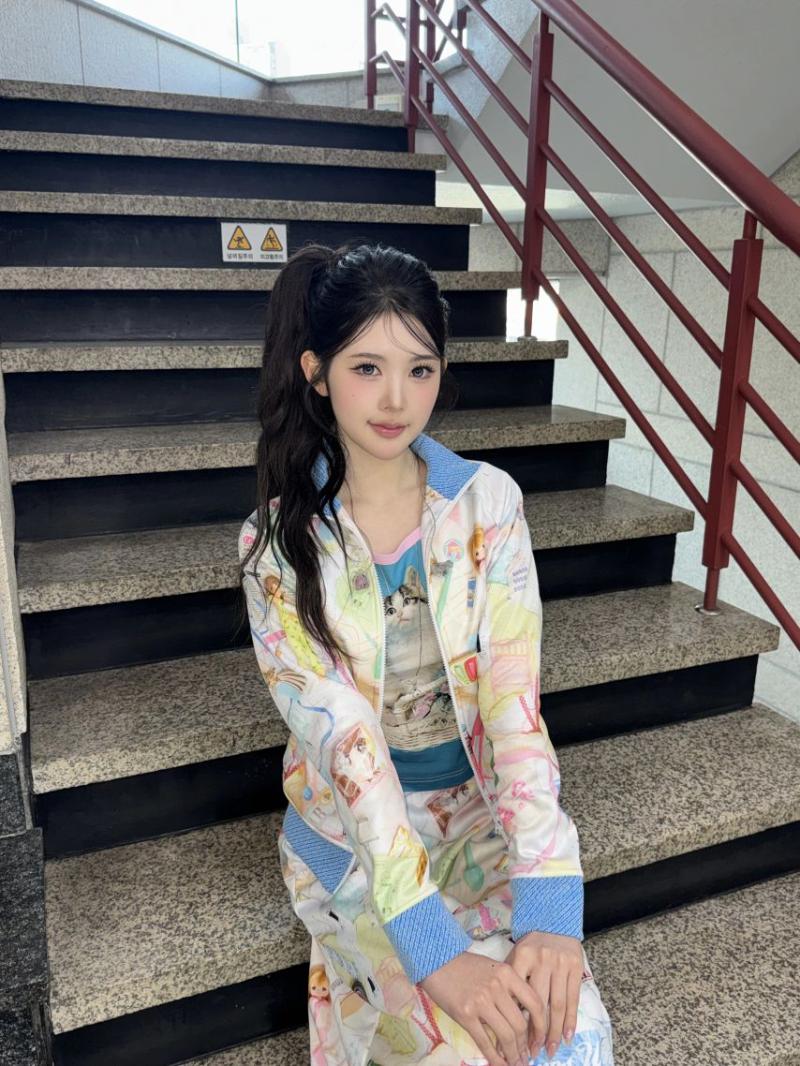 하츠투하츠 에이나