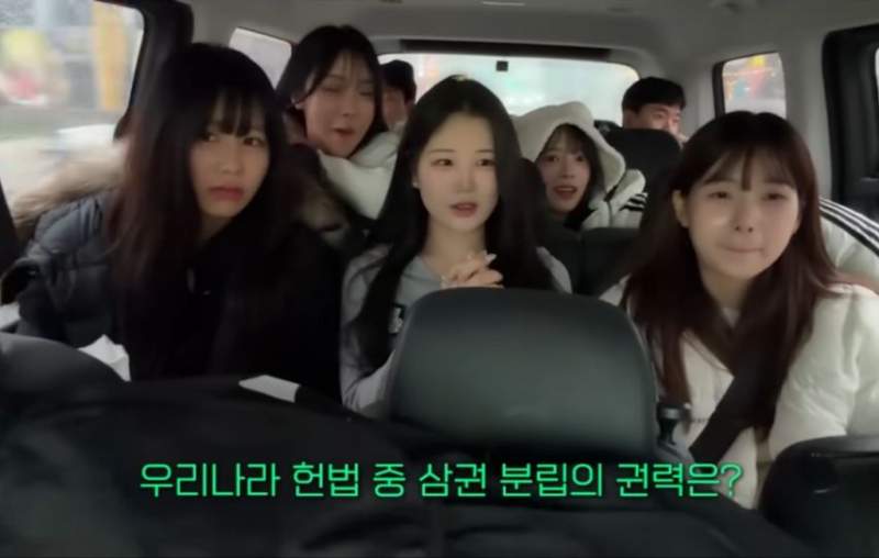 뇌가 순수한 그녀들.jpg