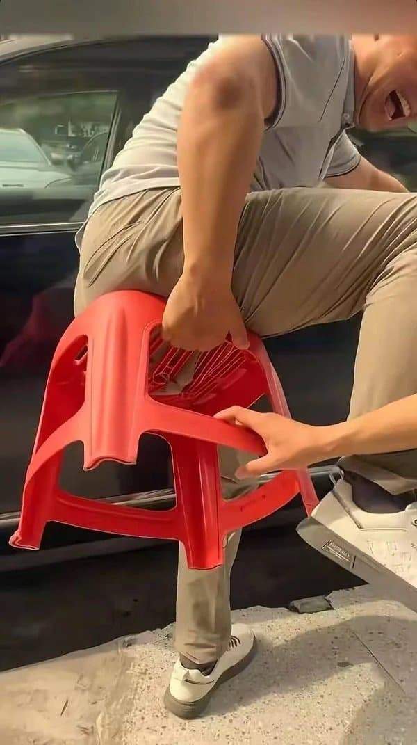 웃음이 나오지???