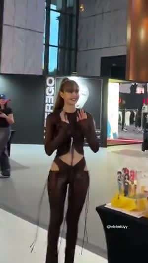 블랙핑크 리사 - 방콕 행사장