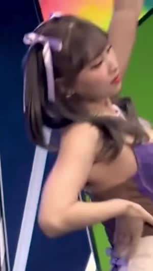 트와이스 모모 란제리룩 몸매 클라스.mp4