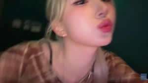 라방 마무리로 포토타임 해주는 엔믹스 해원 입술 쪽