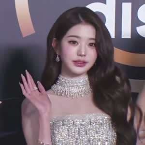 골든디스크 아이브 장원영 은색 드레스 비주얼