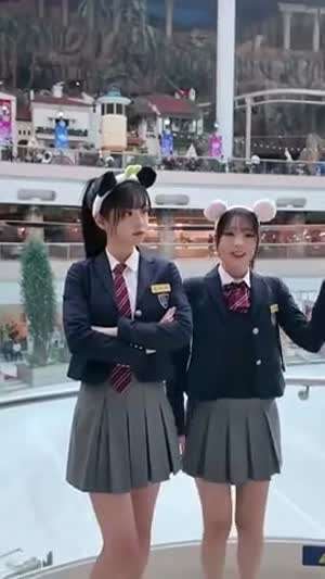 QWER 쵸단 . 시연 셀레이는 키차이