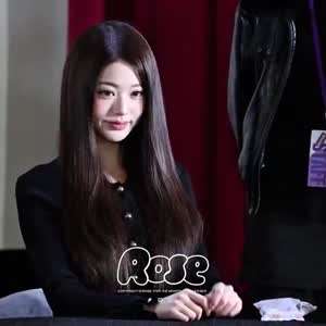 타이베이에서도 미모가 빛을 발하는 장원영 (아이브)