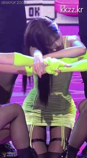 검스에 원피스 라인 츄