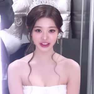 오프숄더 드레스 아이브 장원영 여왕님 비주얼